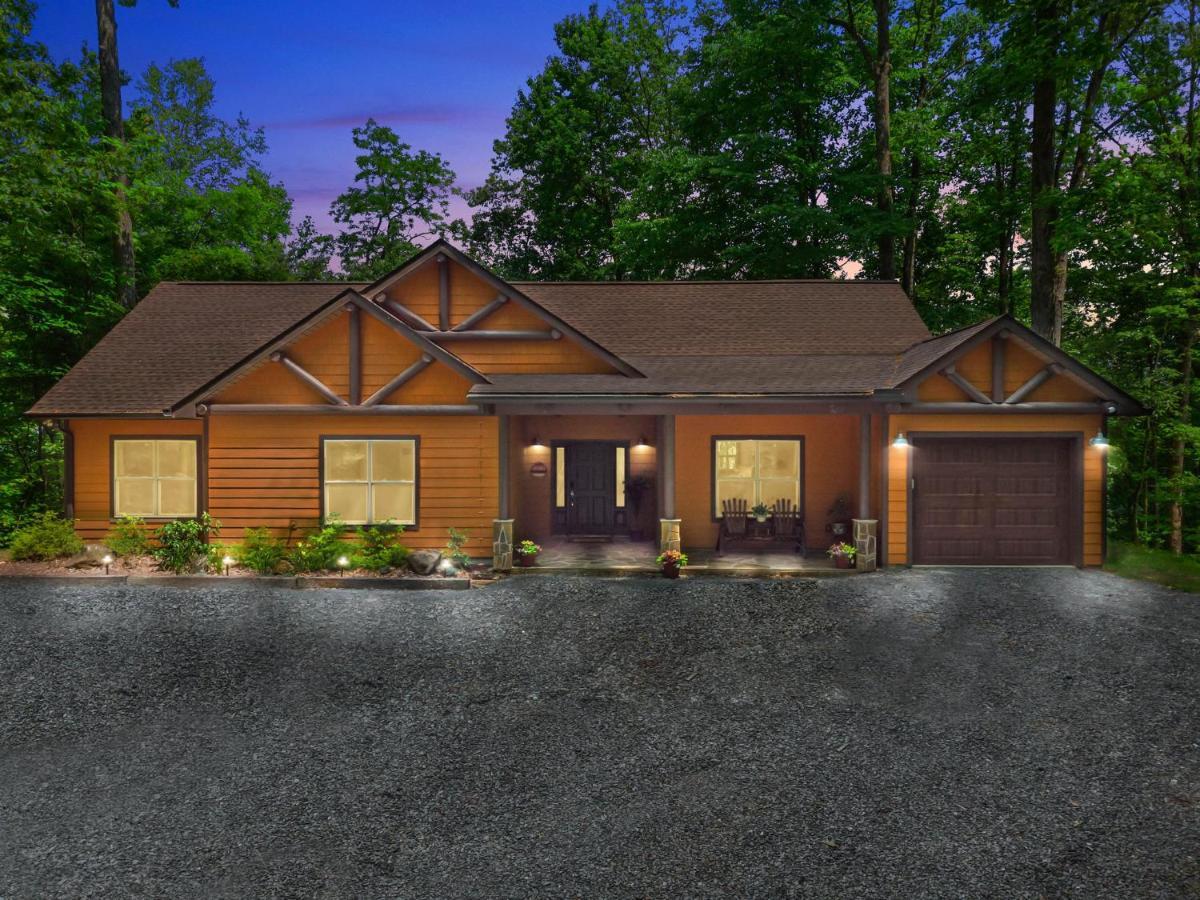 Stunning Views, Superb Atmosphere, Modern Amenities, In The Middle Of Nature Bryson City Esterno foto