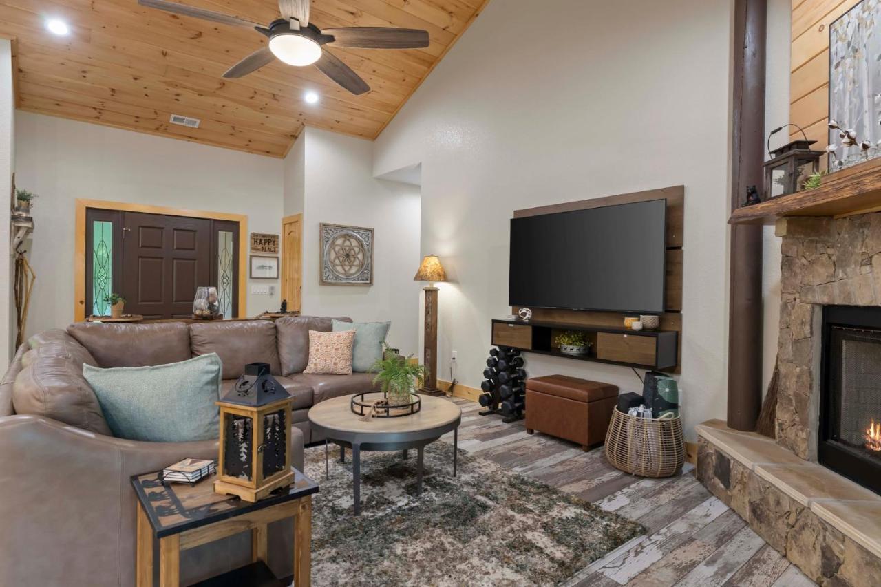 Stunning Views, Superb Atmosphere, Modern Amenities, In The Middle Of Nature Bryson City Esterno foto