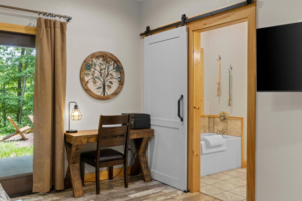 Stunning Views, Superb Atmosphere, Modern Amenities, In The Middle Of Nature Bryson City Esterno foto
